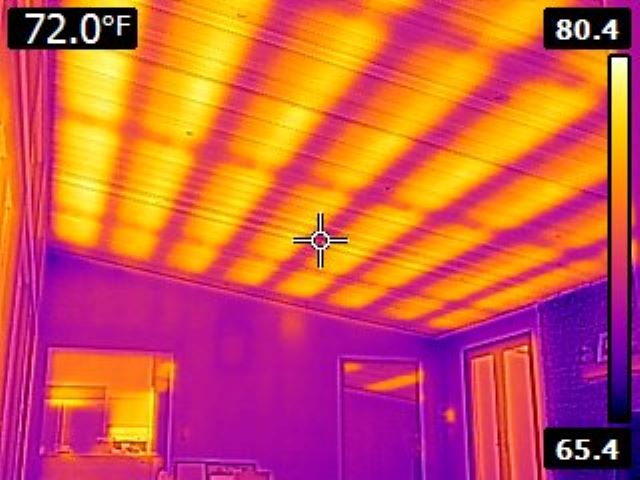 Thermal image of Ray Magic ceiling in heating